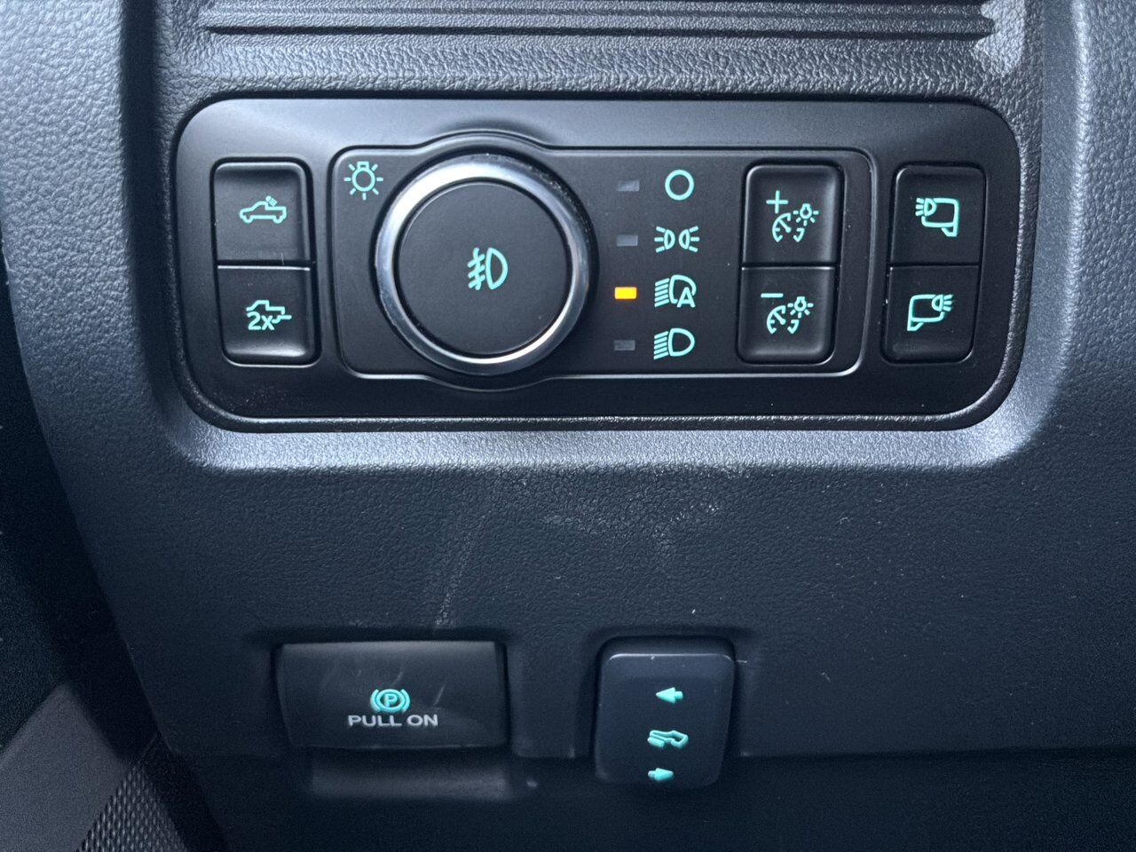 2026 Ford Super Duty F-350 SRW Lariat Sherwood Park AB