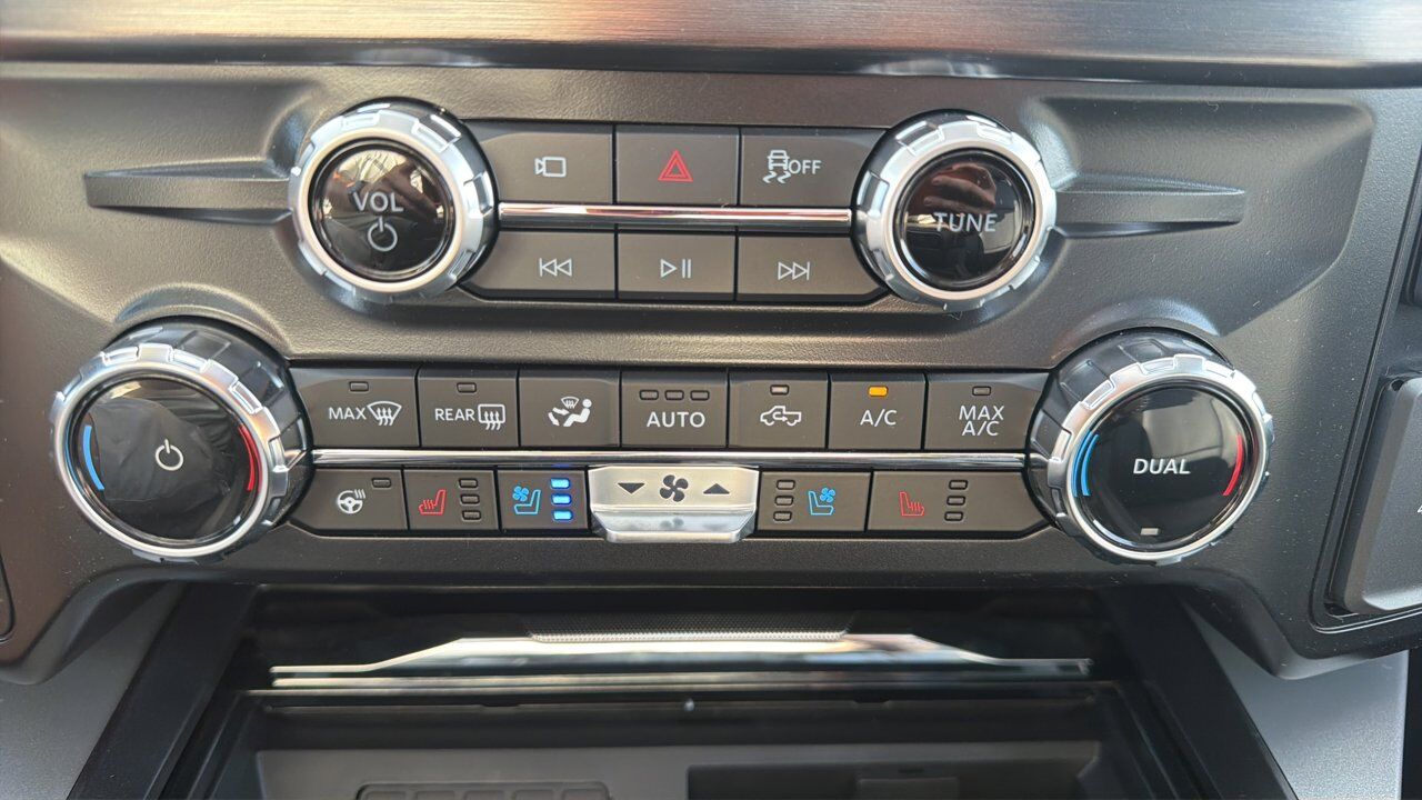 2026 Ford Super Duty F-350 SRW Lariat Sherwood Park AB