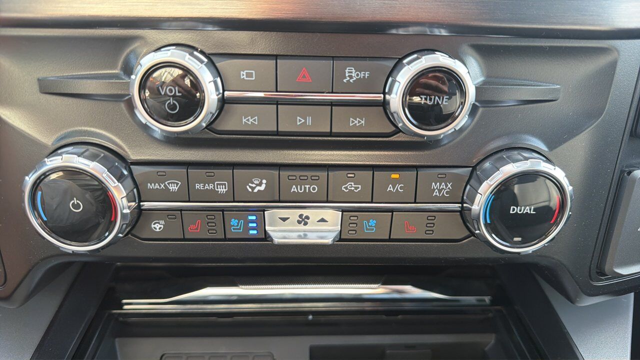 2026 Ford Super Duty F-350 SRW Lariat Sherwood Park AB