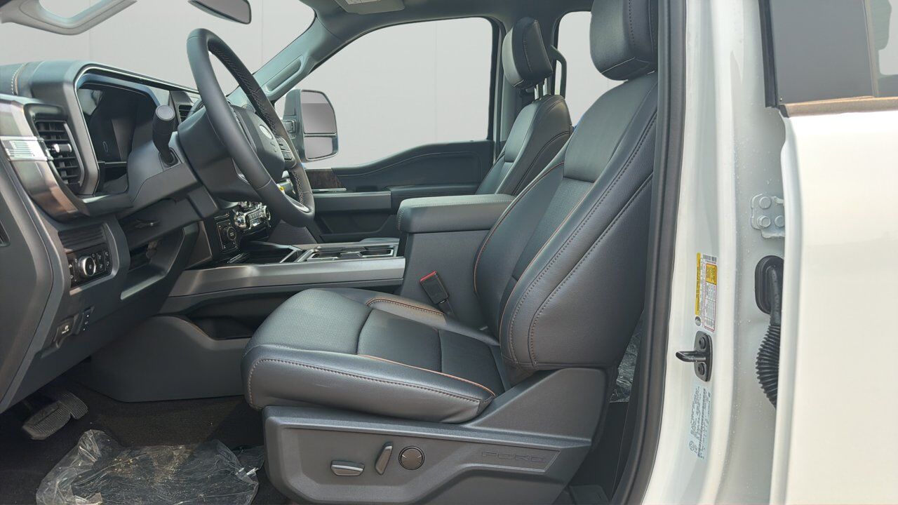 2026 Ford Super Duty F-350 SRW Lariat Sherwood Park AB