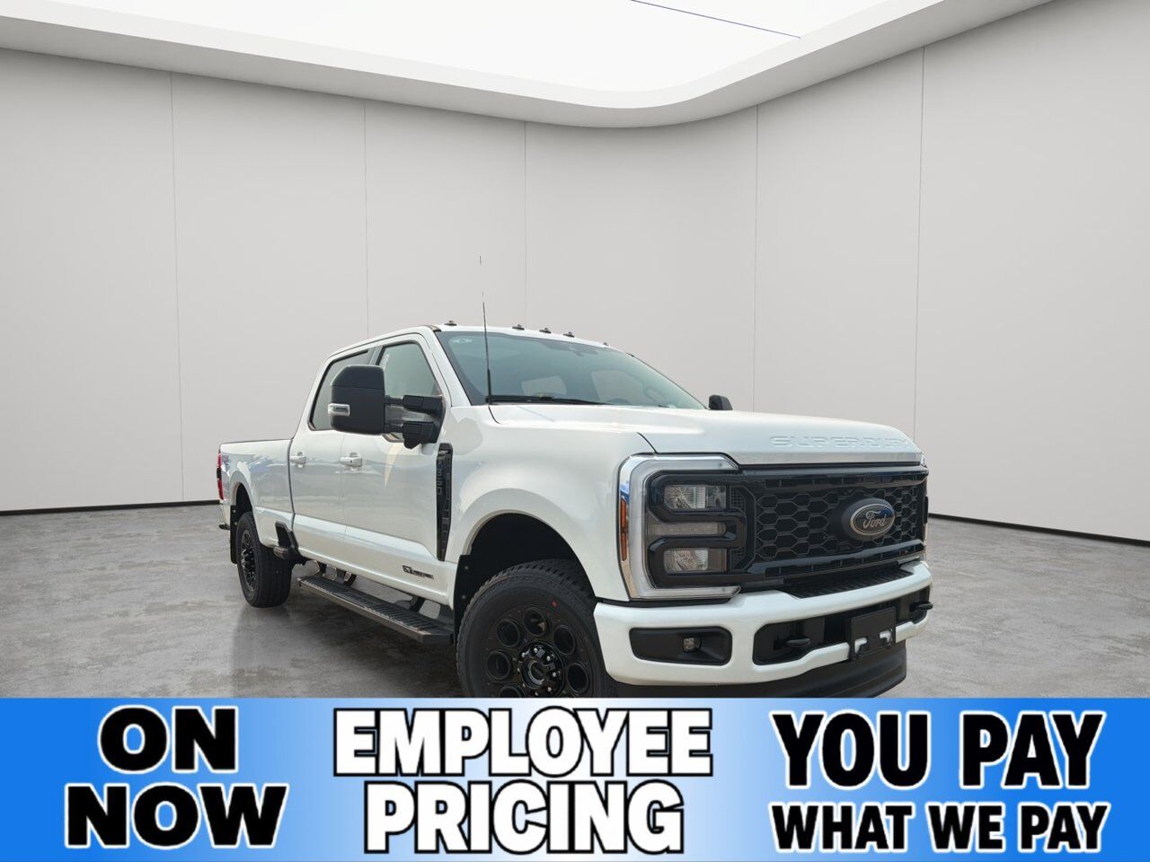 2026 Ford Super Duty F-350 SRW Lariat