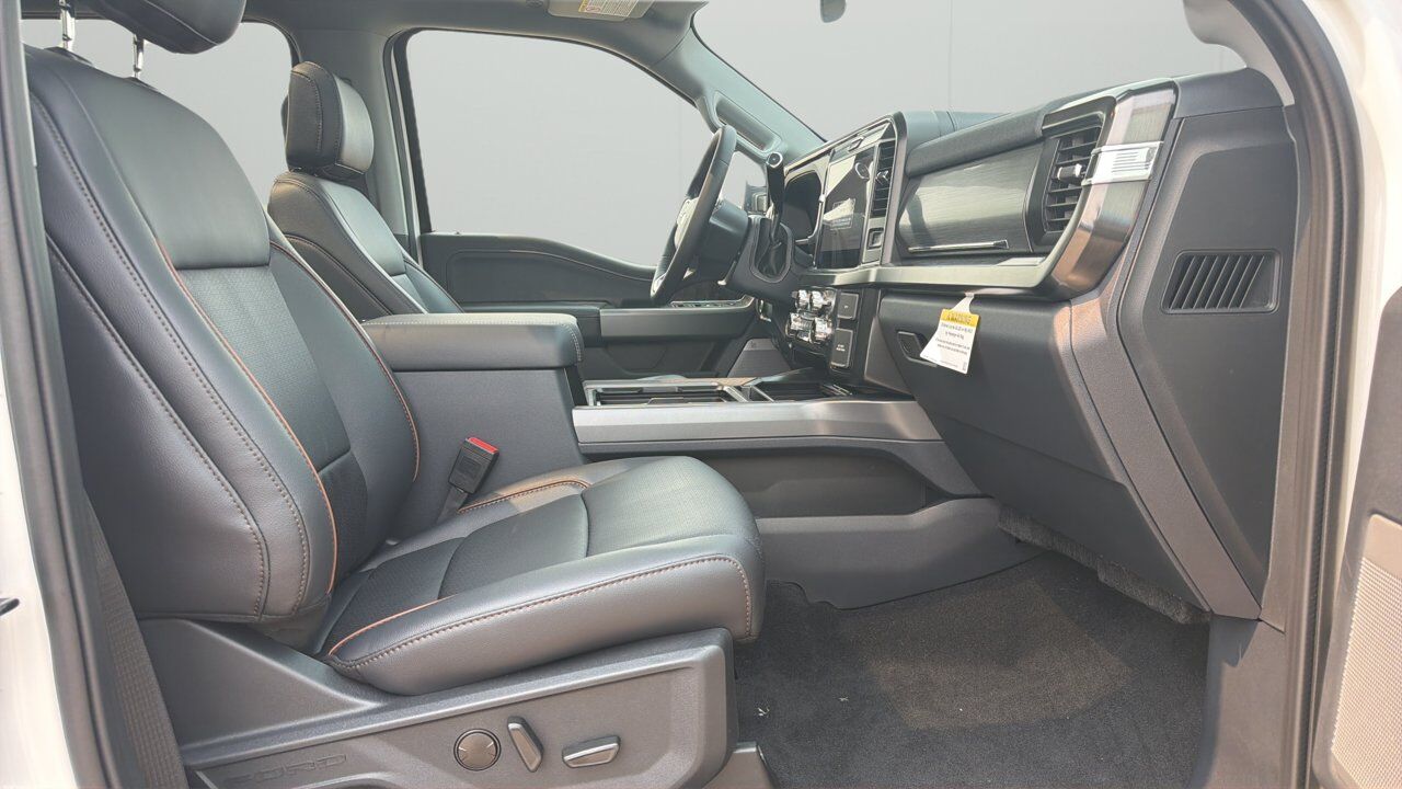 2026 Ford Super Duty F-350 SRW Lariat Sherwood Park AB