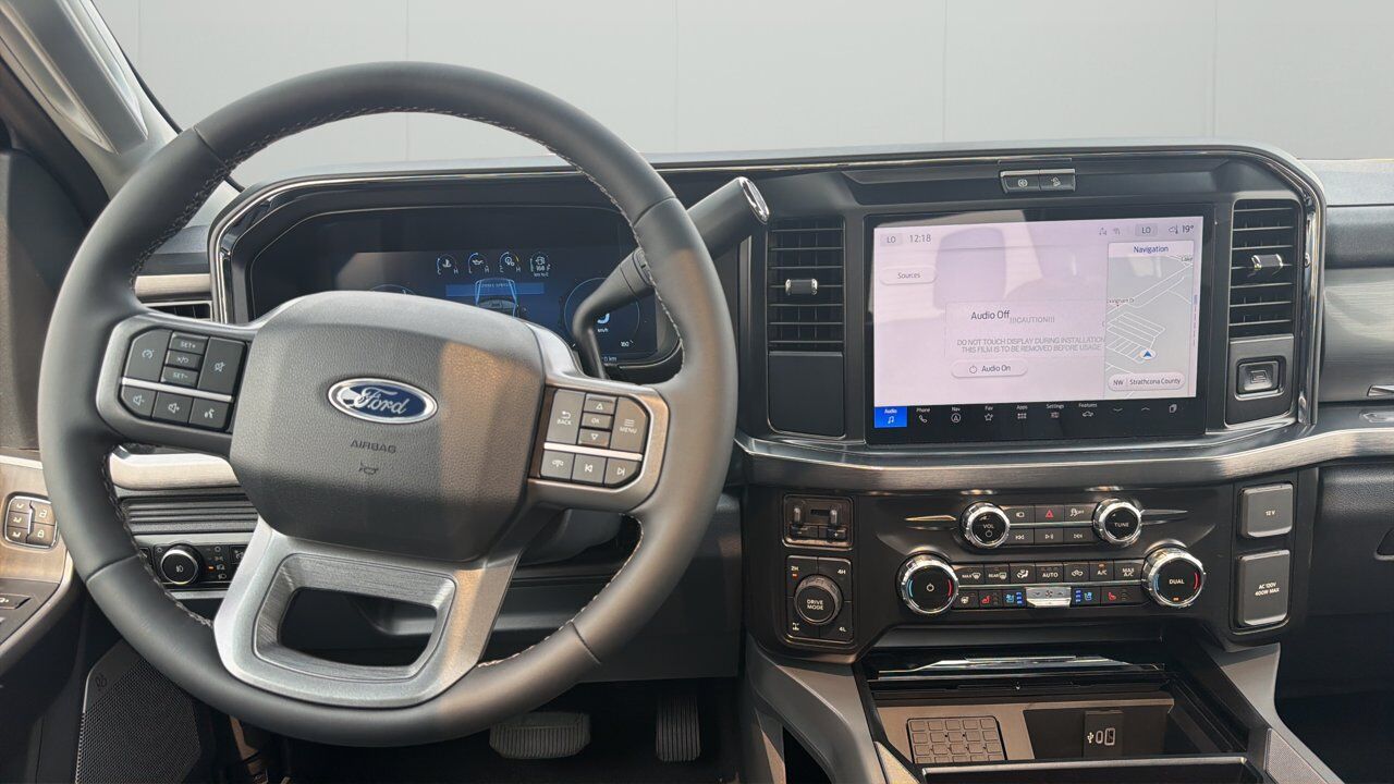 2026 Ford Super Duty F-350 SRW Lariat Sherwood Park AB