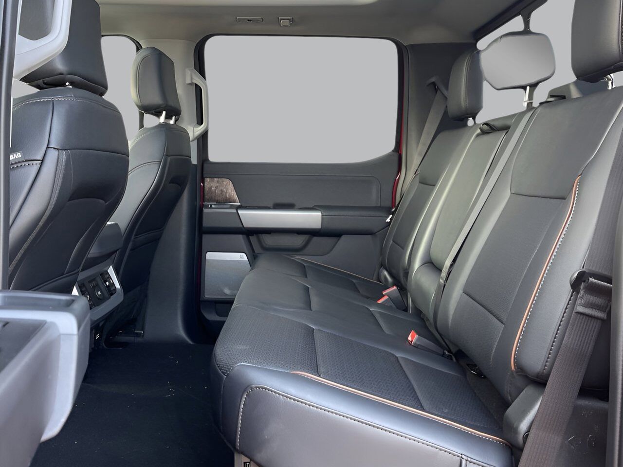 2026 Ford Super Duty F-350 SRW Lariat Sherwood Park AB