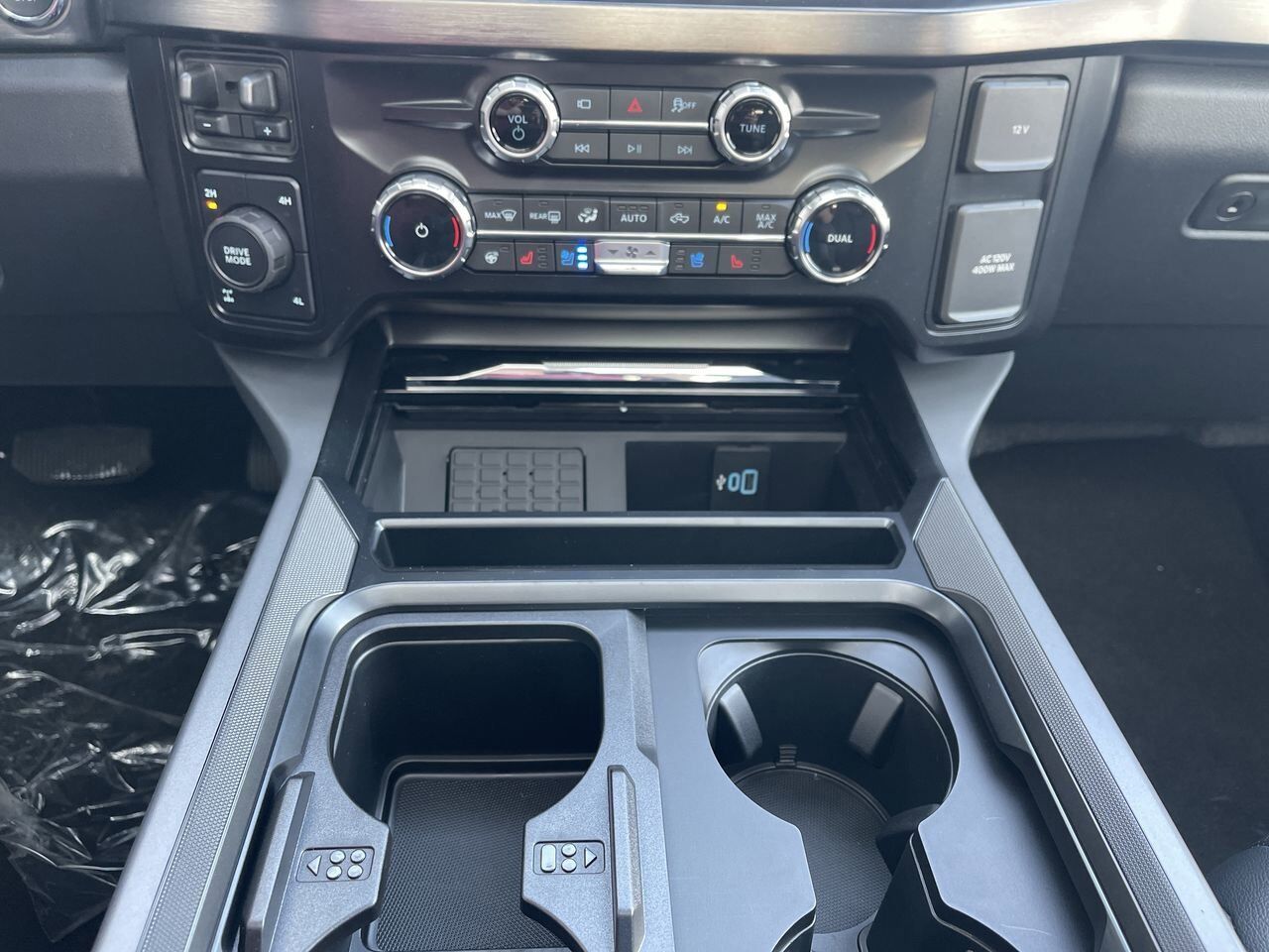 2026 Ford Super Duty F-350 SRW Lariat Sherwood Park AB