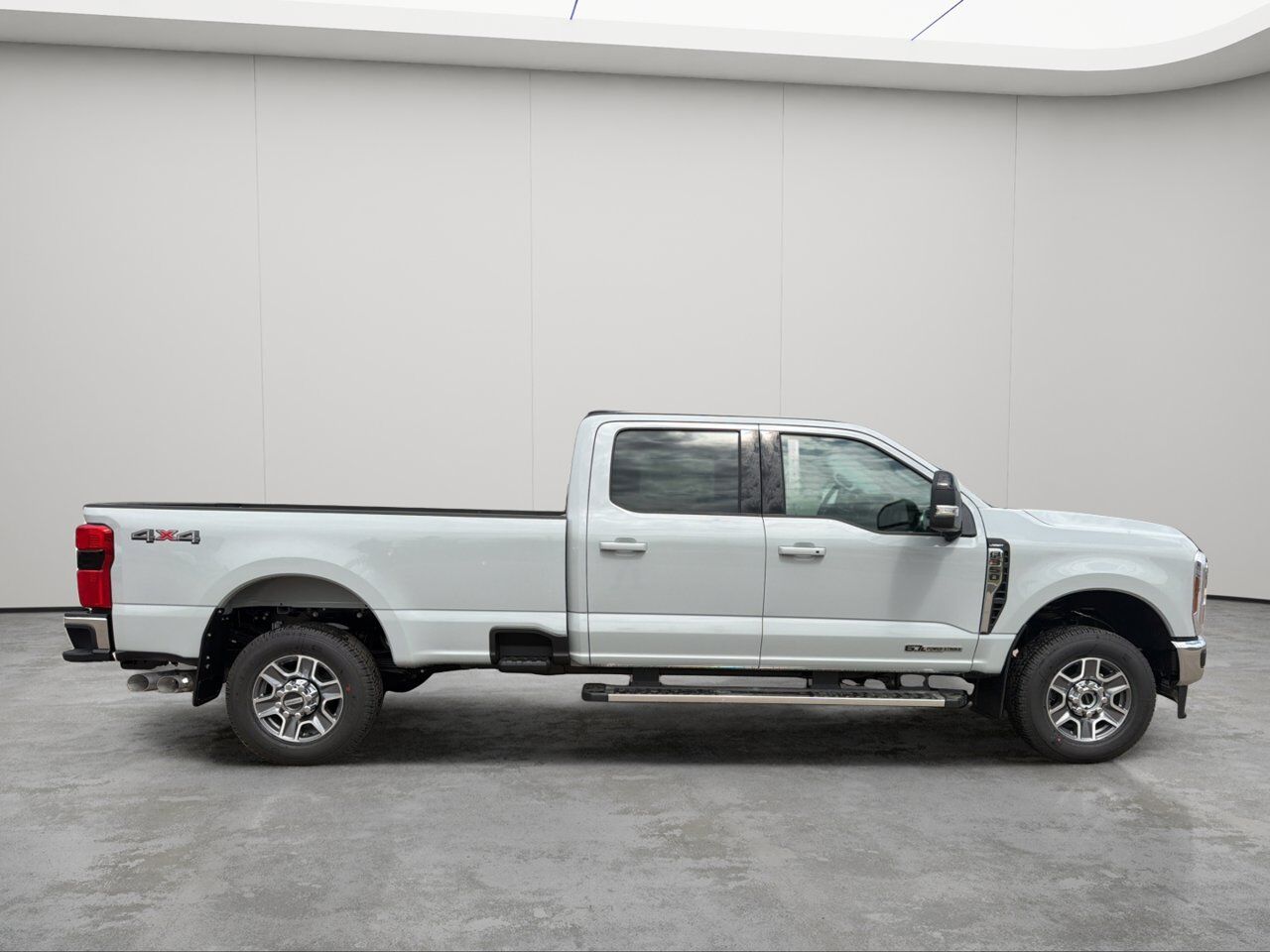 2026 Ford Super Duty F-350 SRW Lariat Sherwood Park AB