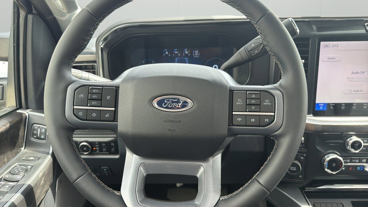 2026 Ford Super Duty F-350 SRW Lariat Sherwood Park AB