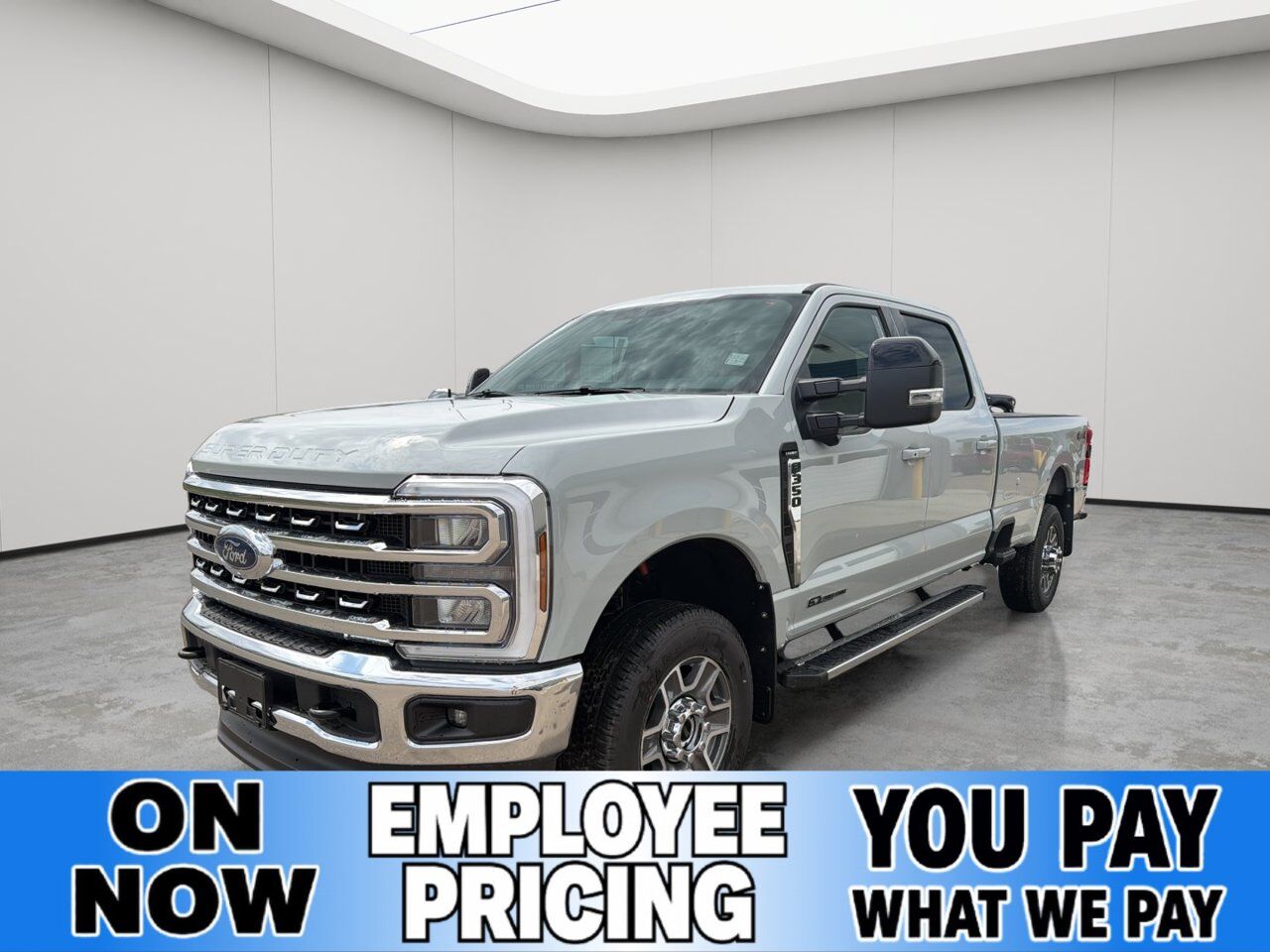 2026 Ford Super Duty F-350 SRW Lariat