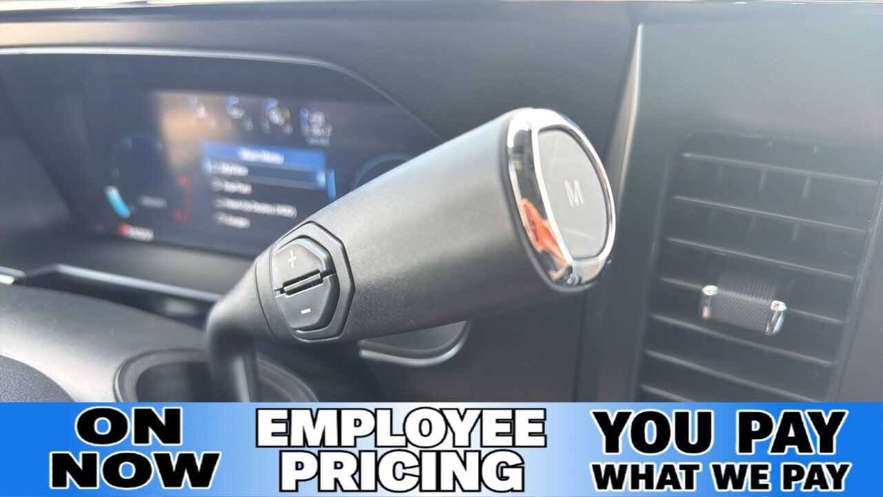 2026 Ford Super Duty F-350 SRW Lariat Sherwood Park AB