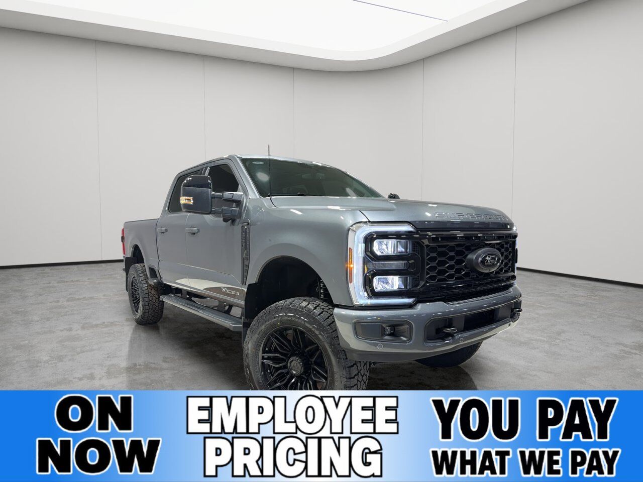 2026 Ford Super Duty F-350 SRW Lariat