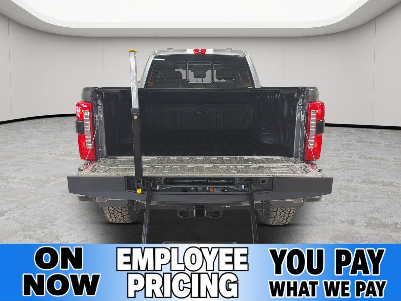 2026 Ford Super Duty F-350 SRW Lariat Sherwood Park AB
