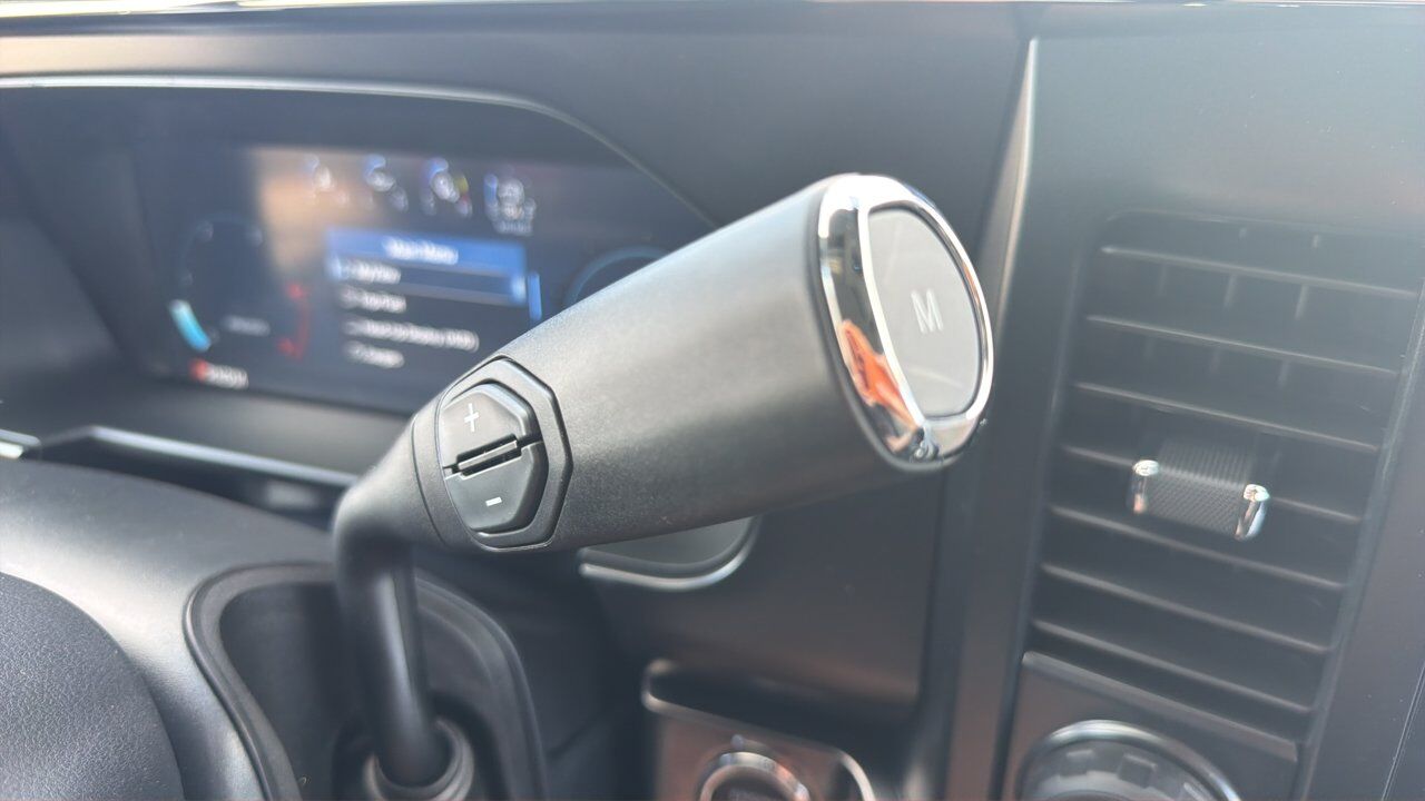 2026 Ford Super Duty F-350 SRW Lariat Sherwood Park AB