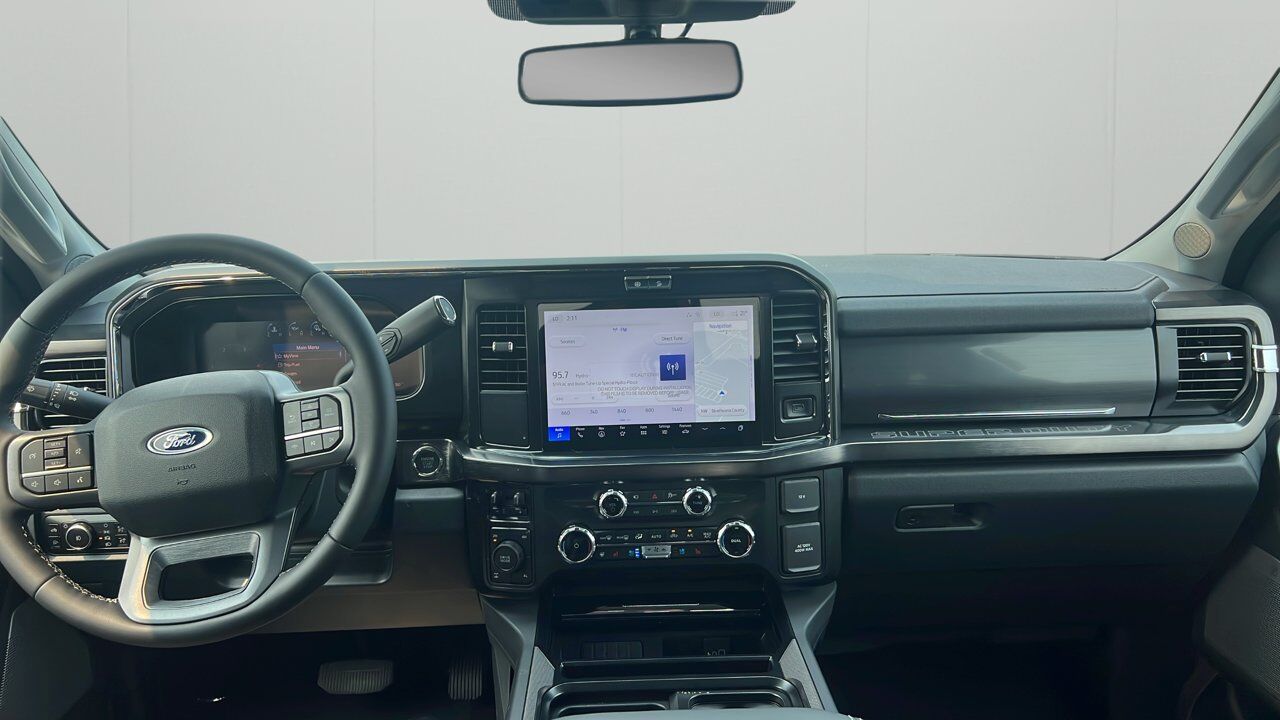 2026 Ford Super Duty F-350 SRW Lariat Sherwood Park AB