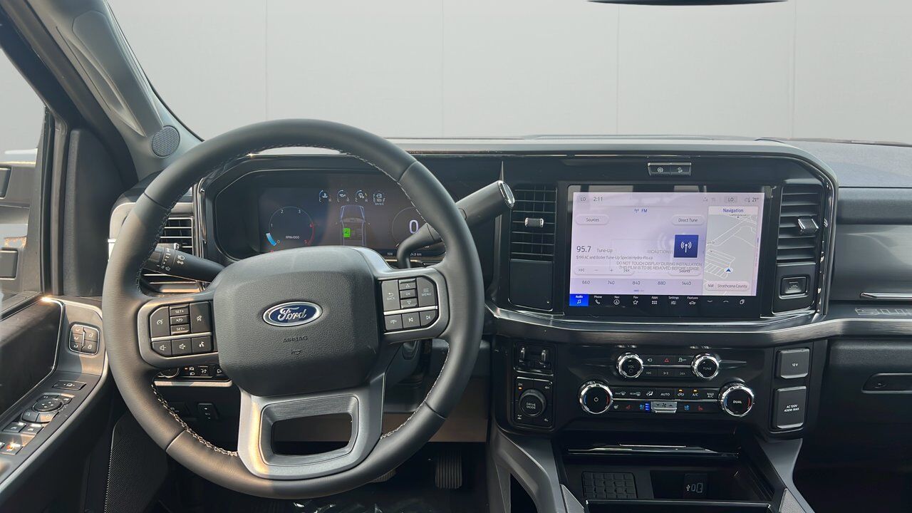 2026 Ford Super Duty F-350 SRW Lariat Sherwood Park AB