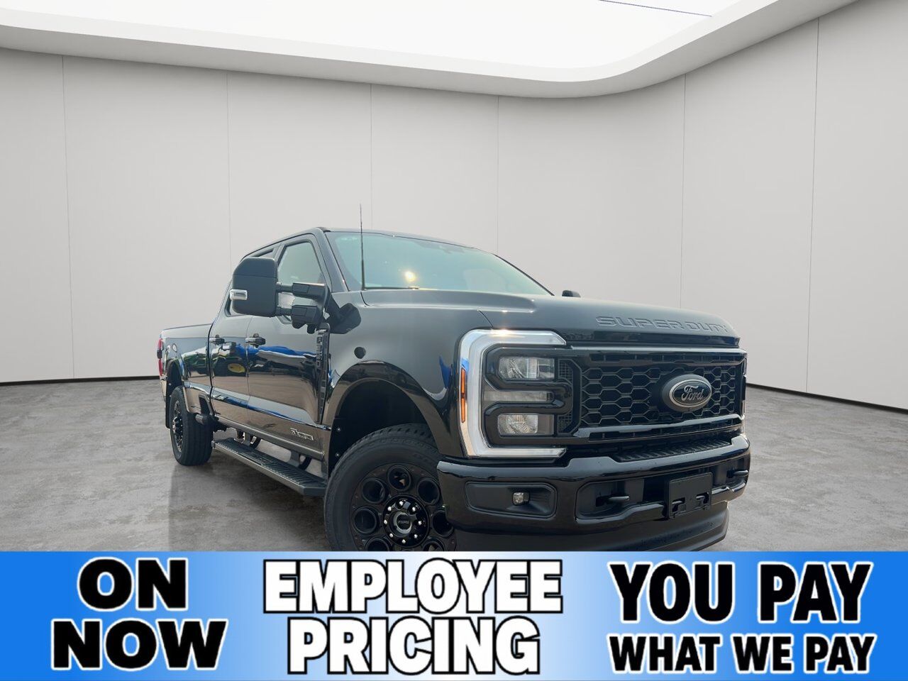 2026 Ford Super Duty F-350 SRW Lariat