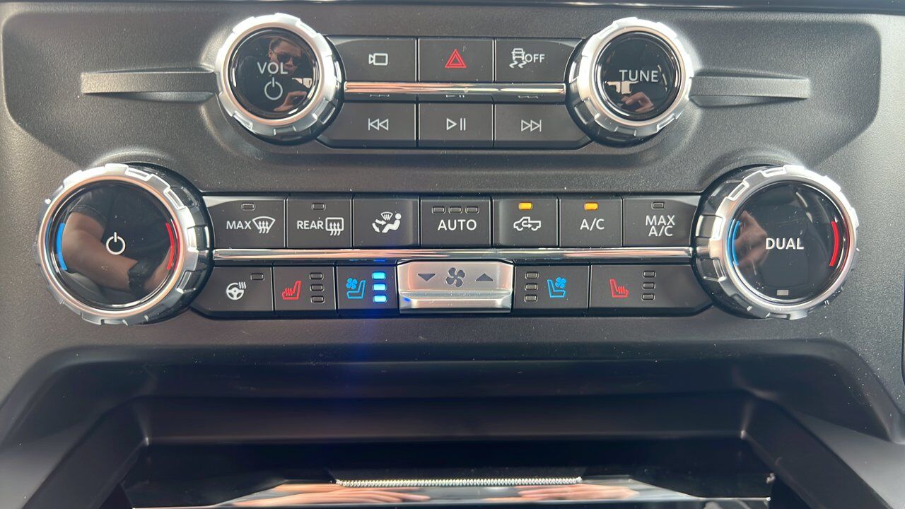 2026 Ford Super Duty F-350 SRW Lariat Sherwood Park AB