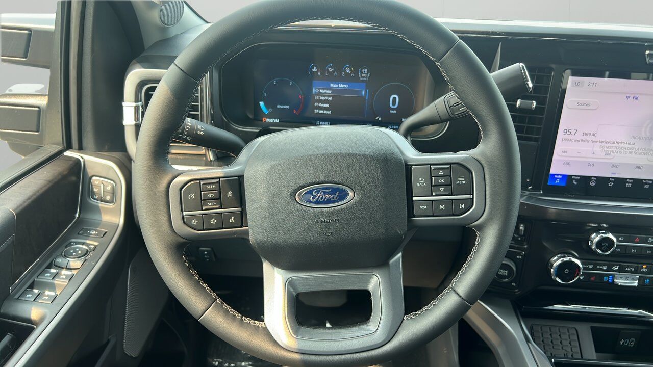 2026 Ford Super Duty F-350 SRW Lariat Sherwood Park AB