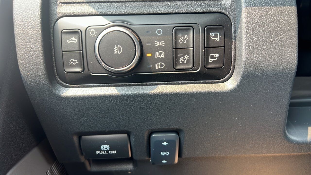 2026 Ford Super Duty F-350 SRW Lariat Sherwood Park AB
