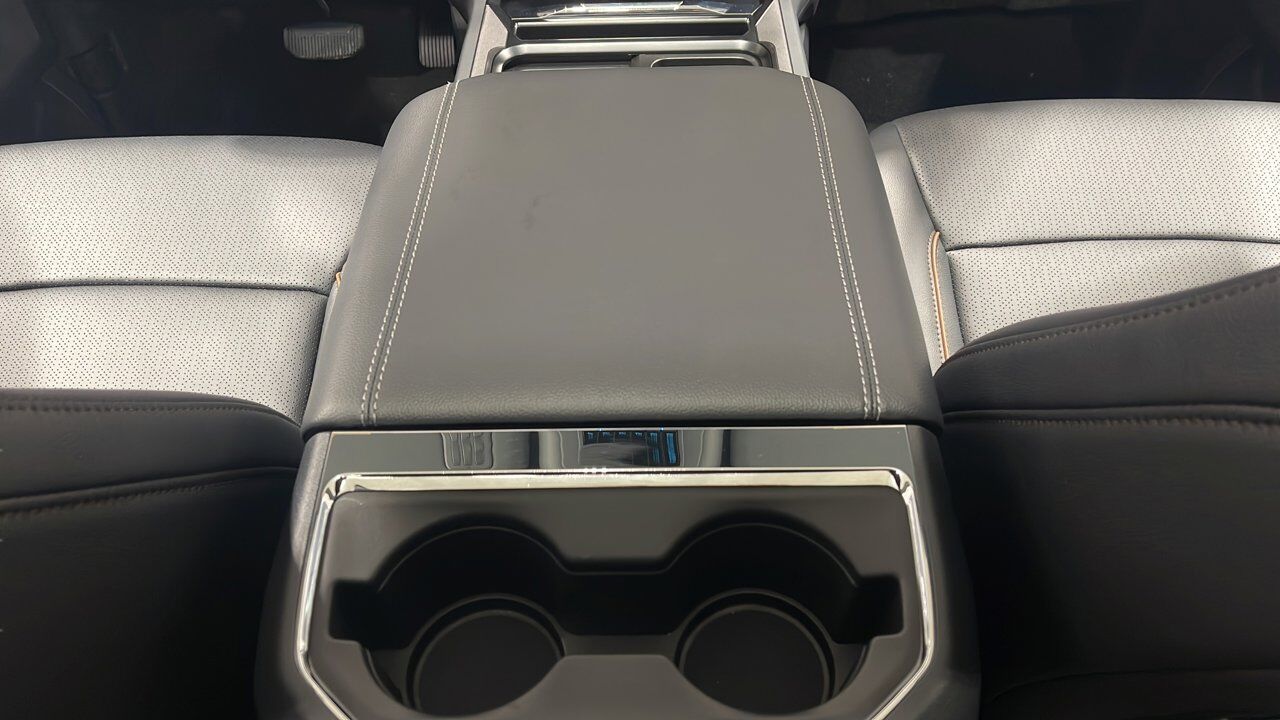 2026 Ford Super Duty F-350 SRW Lariat Sherwood Park AB