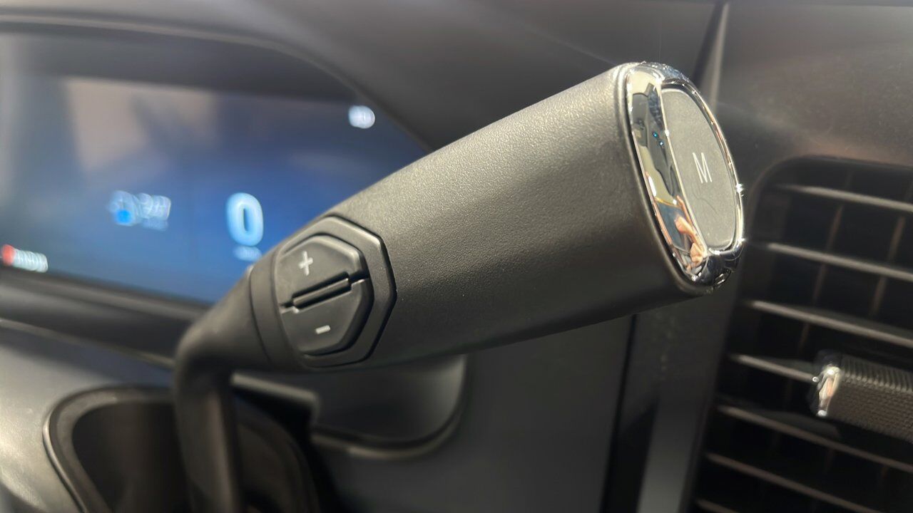 2026 Ford Super Duty F-350 SRW Lariat Sherwood Park AB