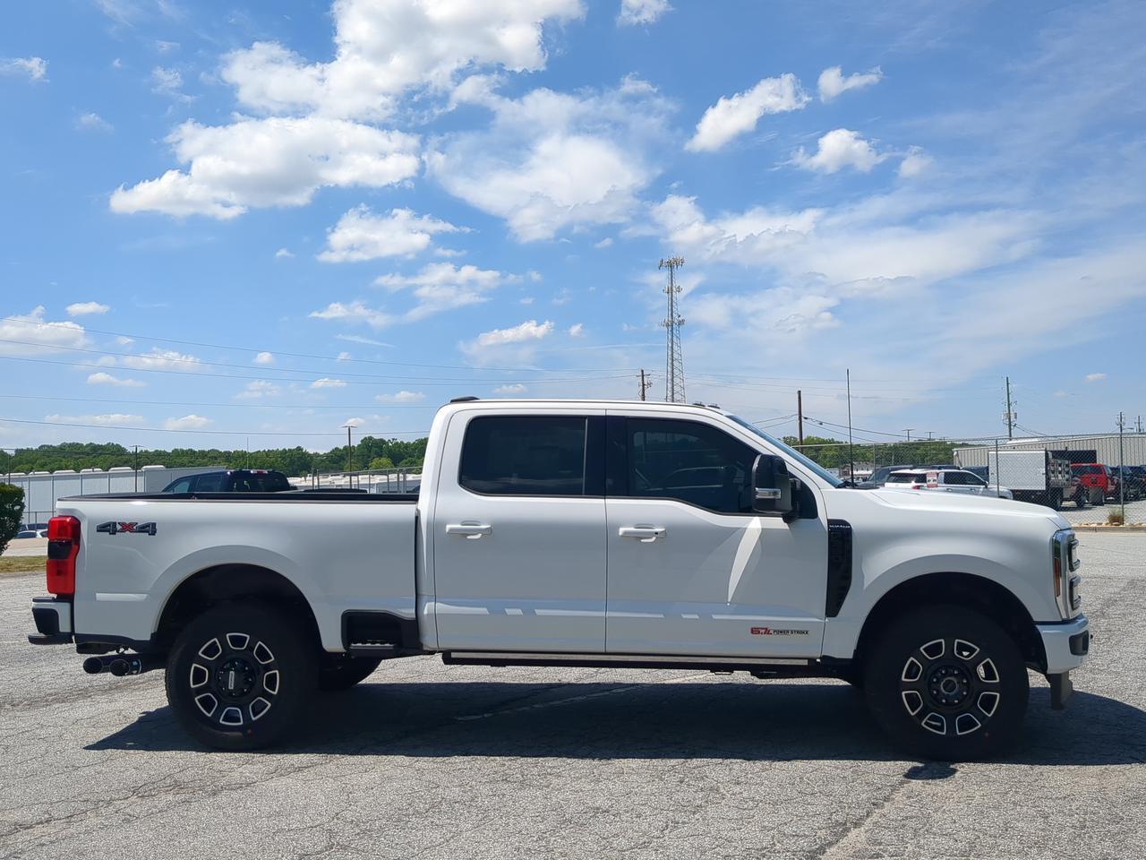 2026 Ford Super Duty F-350 SRW Platinum Appleton WI