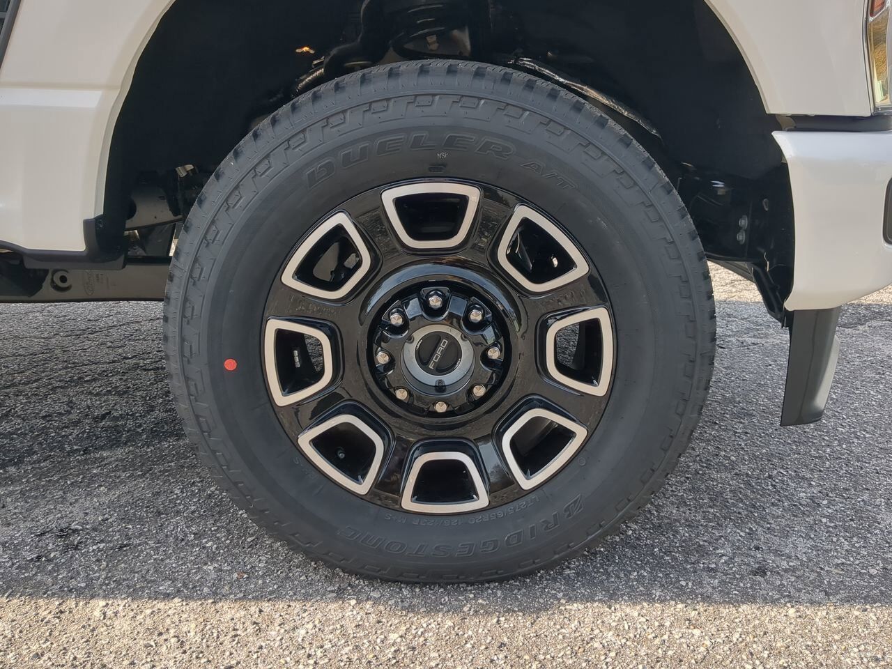 2026 Ford Super Duty F-350 SRW Platinum Appleton WI