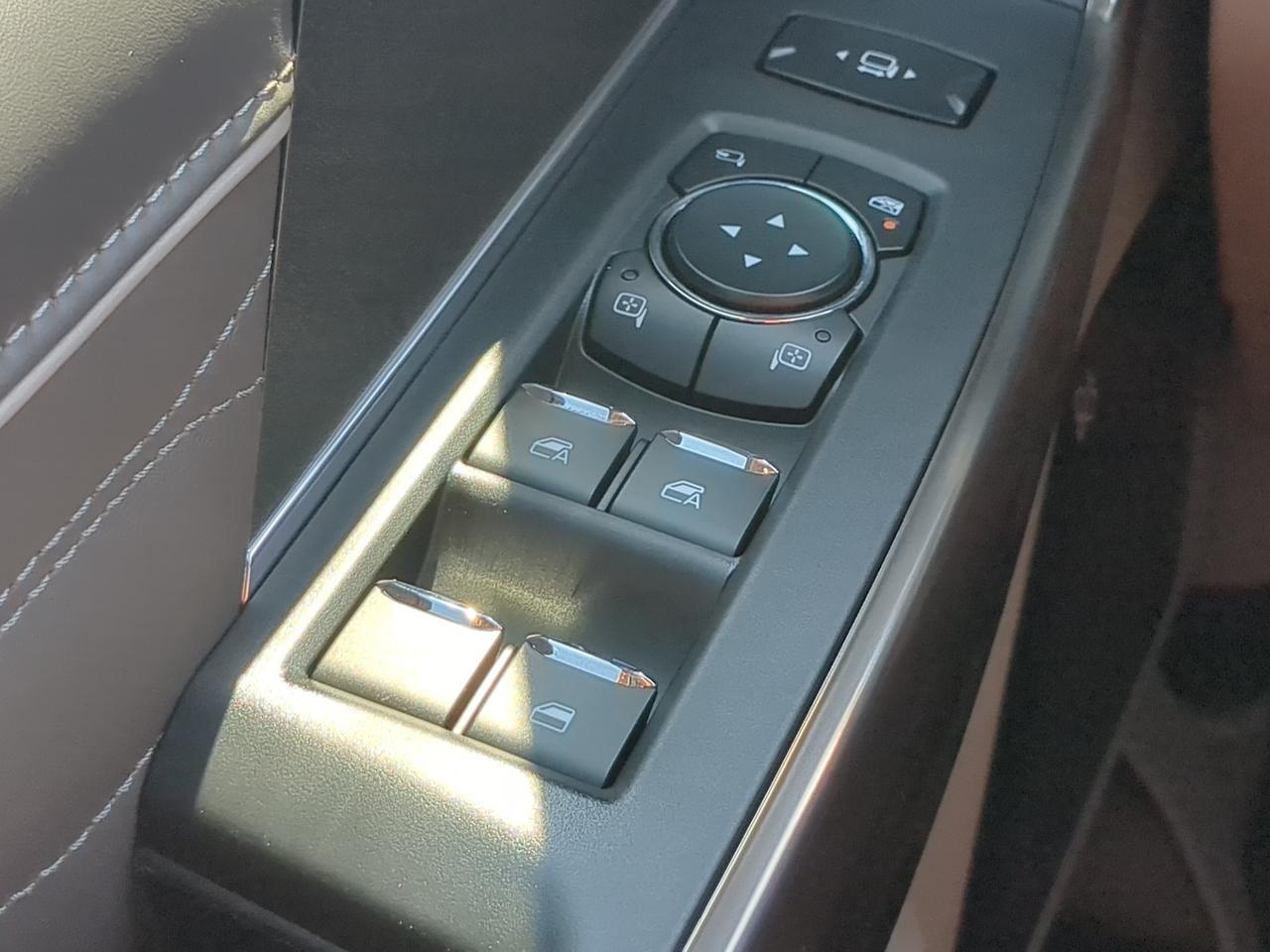 2026 Ford Super Duty F-350 SRW Platinum Plus Appleton WI