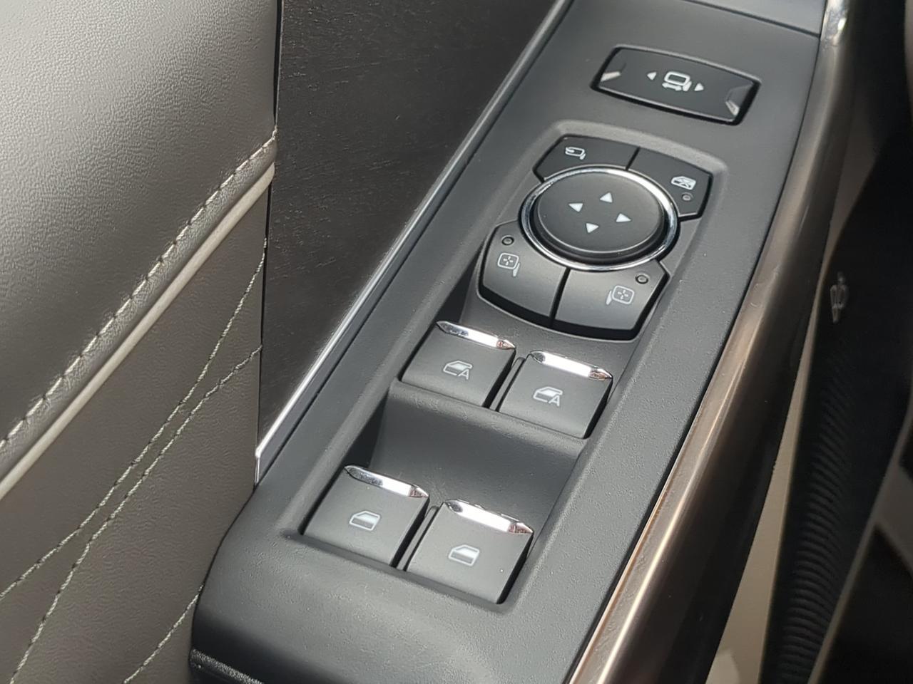 2026 Ford Super Duty F-350 SRW Platinum Plus Appleton WI