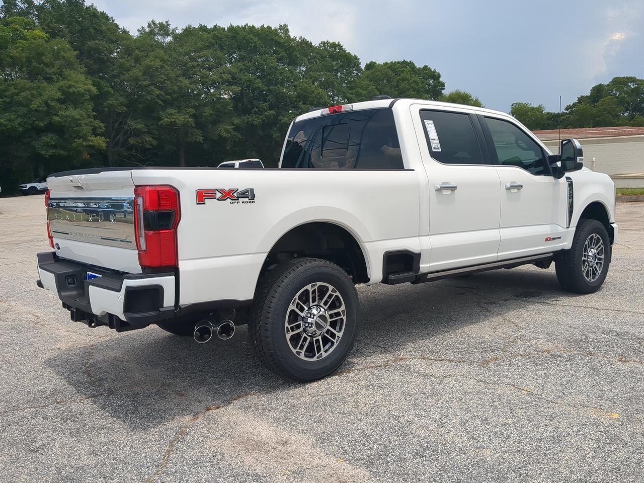 2026 Ford Super Duty F-350 SRW Platinum Plus Appleton WI