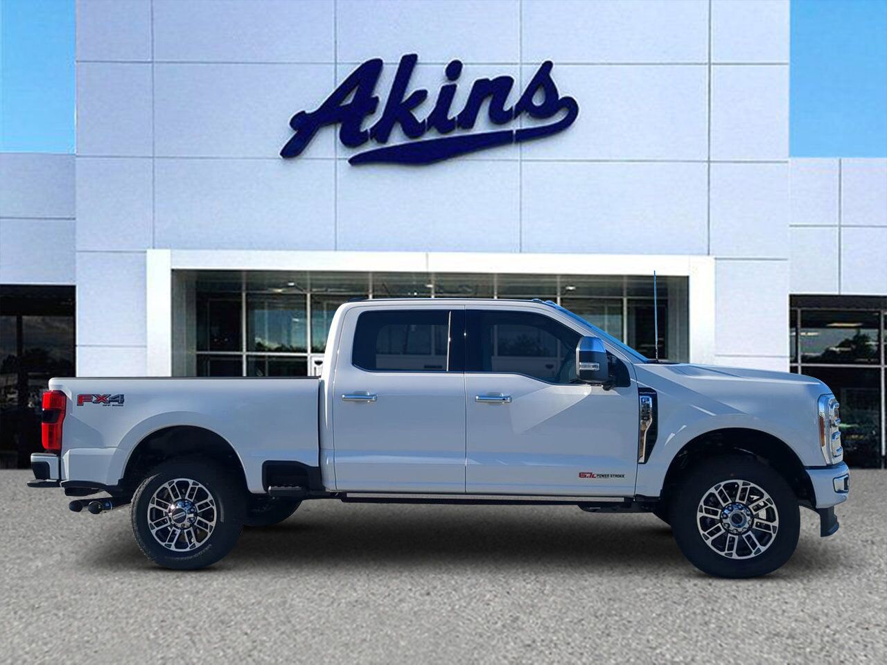 2026 Ford Super Duty F-350 SRW Platinum Plus