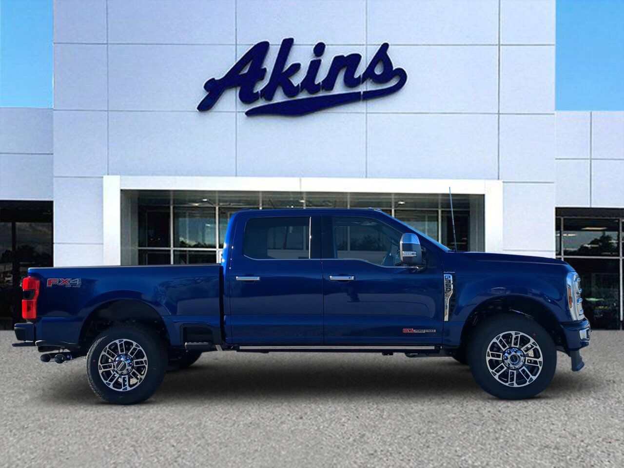 2026 Ford Super Duty F-350 SRW Platinum Plus