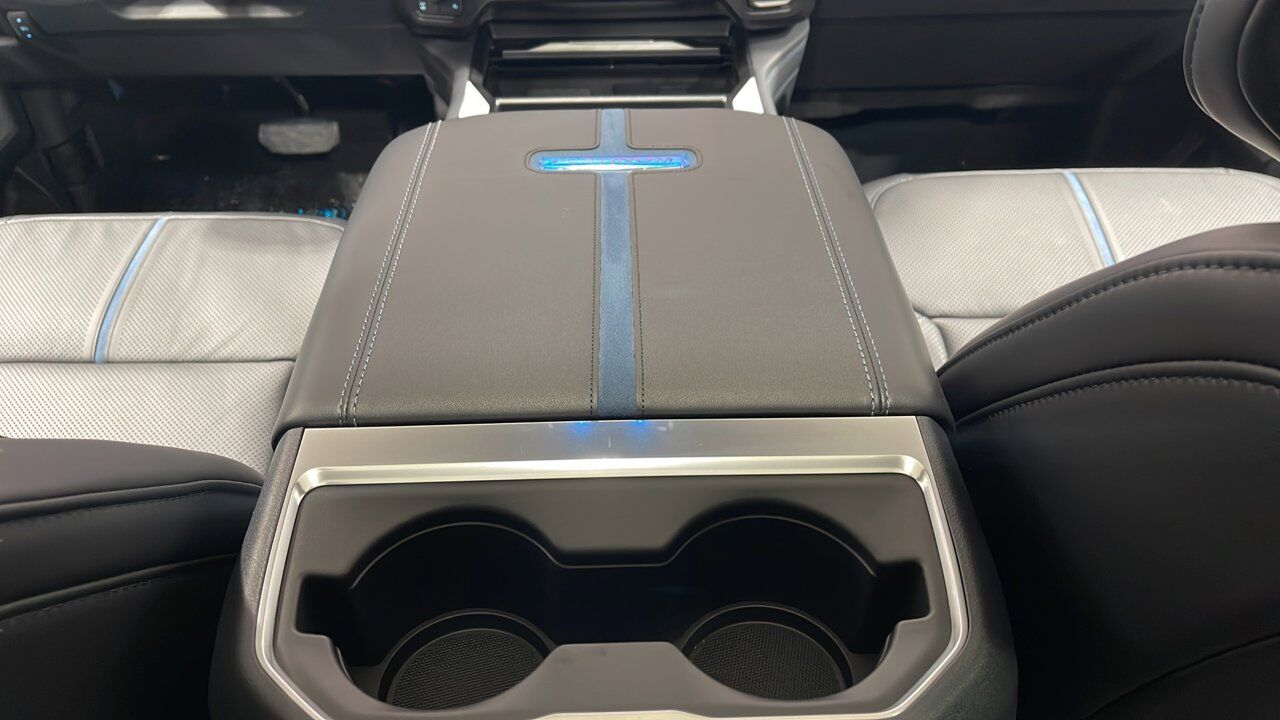 2026 Ford Super Duty F-350 SRW Platinum Sherwood Park AB