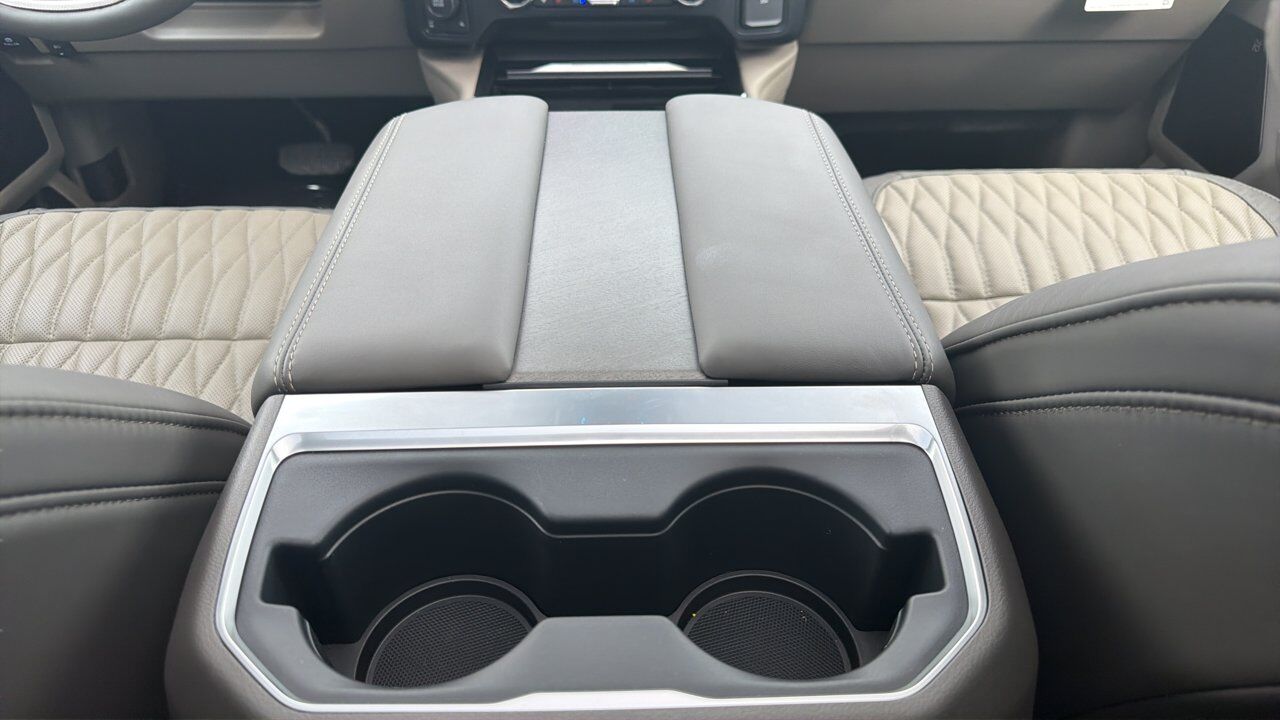 2026 Ford Super Duty F-350 SRW Platinum Sherwood Park AB