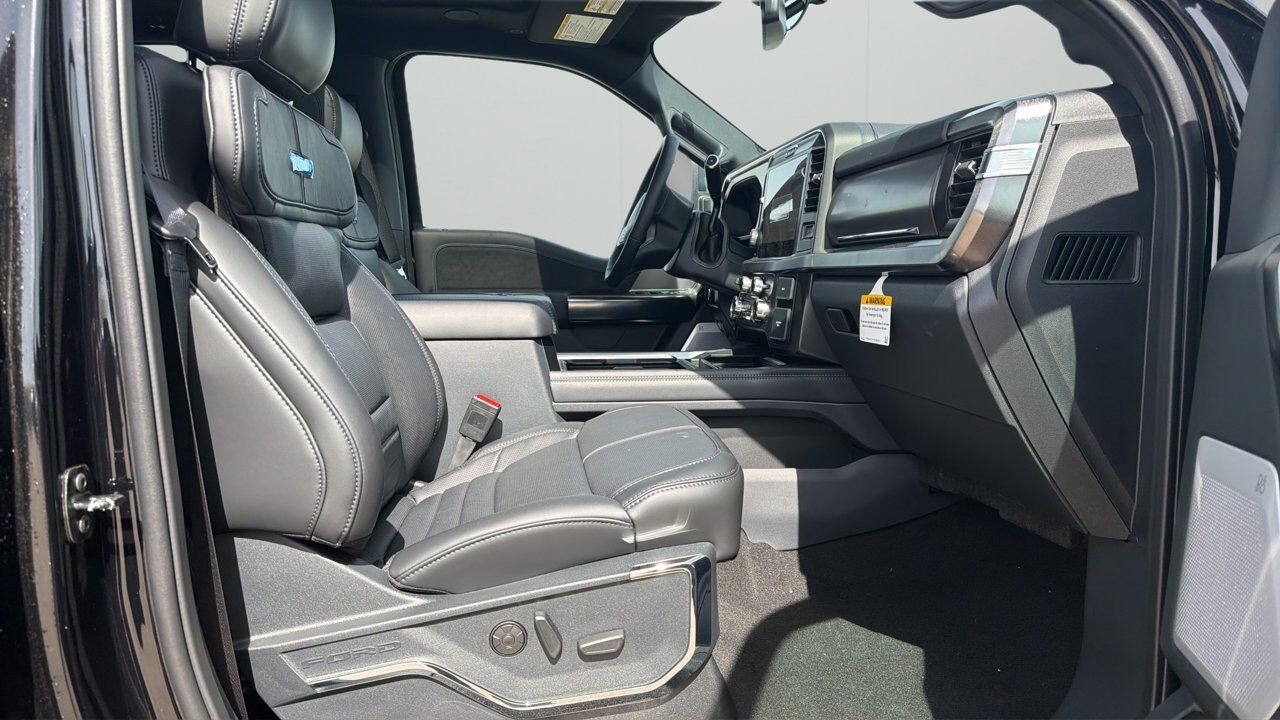 2026 Ford Super Duty F-350 SRW Platinum Sherwood Park AB