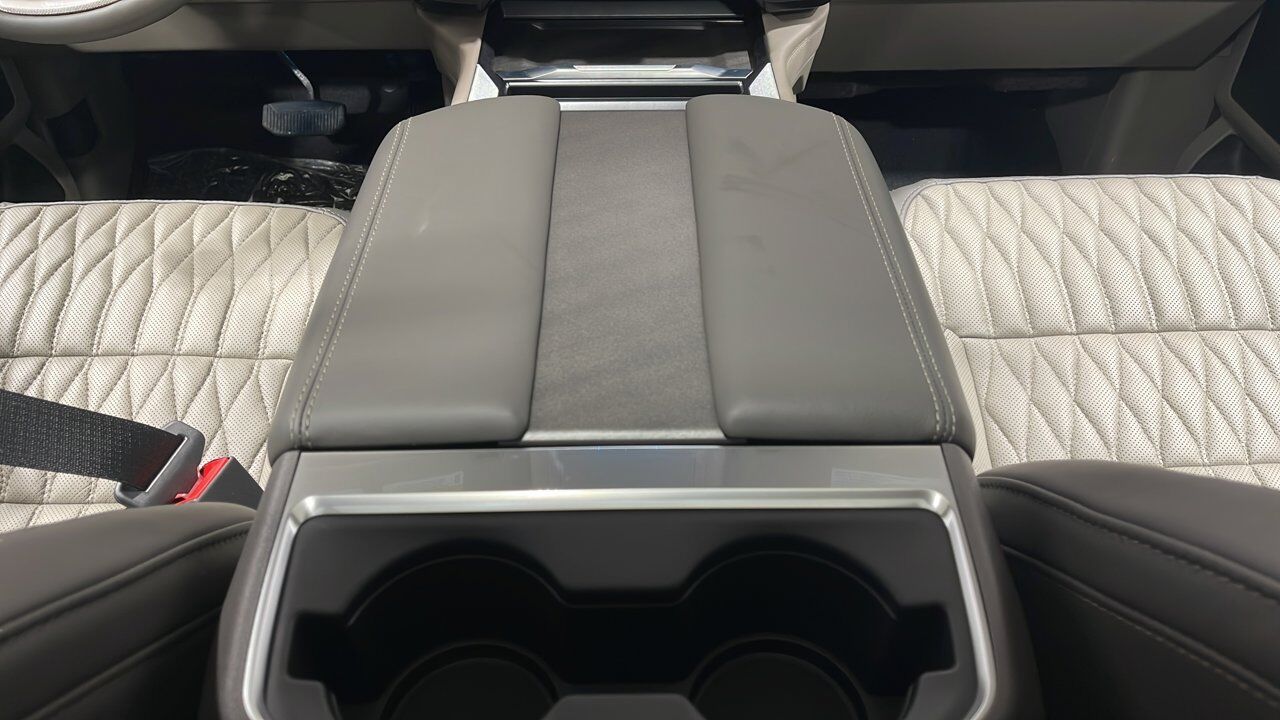 2026 Ford Super Duty F-350 SRW Platinum Sherwood Park AB