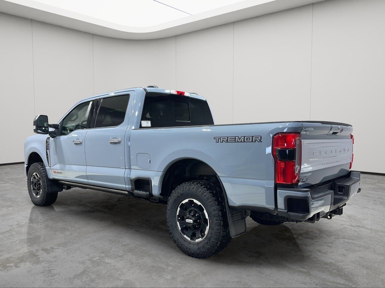 2026 Ford Super Duty F-350 SRW Platinum