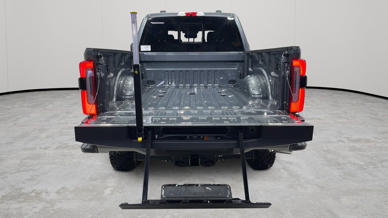 2026 Ford Super Duty F-350 SRW Platinum Sherwood Park AB