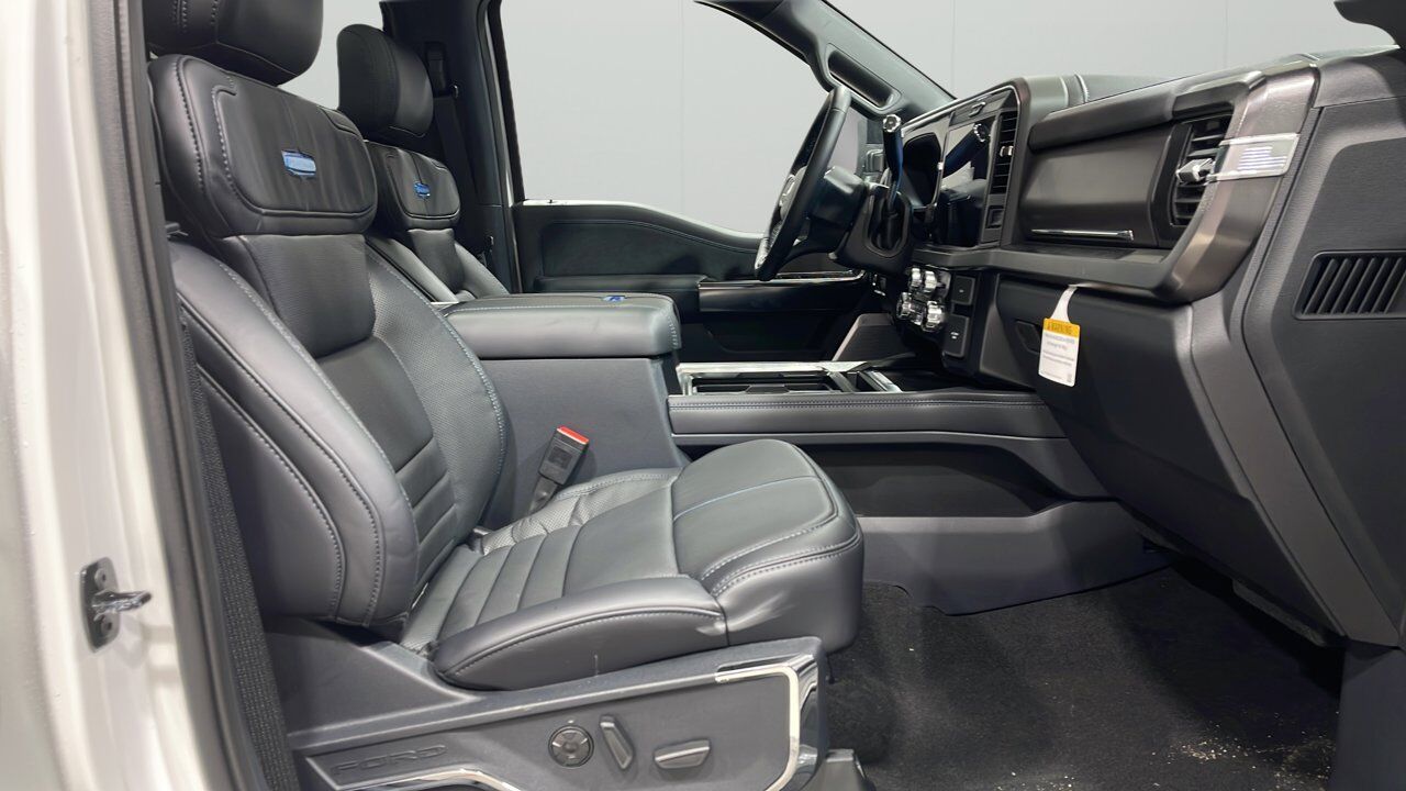 2026 Ford Super Duty F-350 SRW Platinum Sherwood Park AB