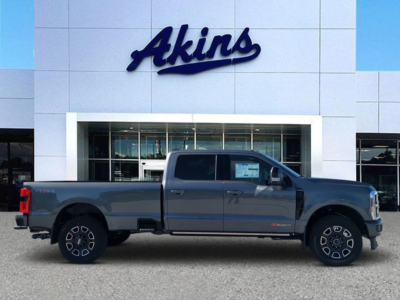 2026 Ford Super Duty F-350 SRW Platinum