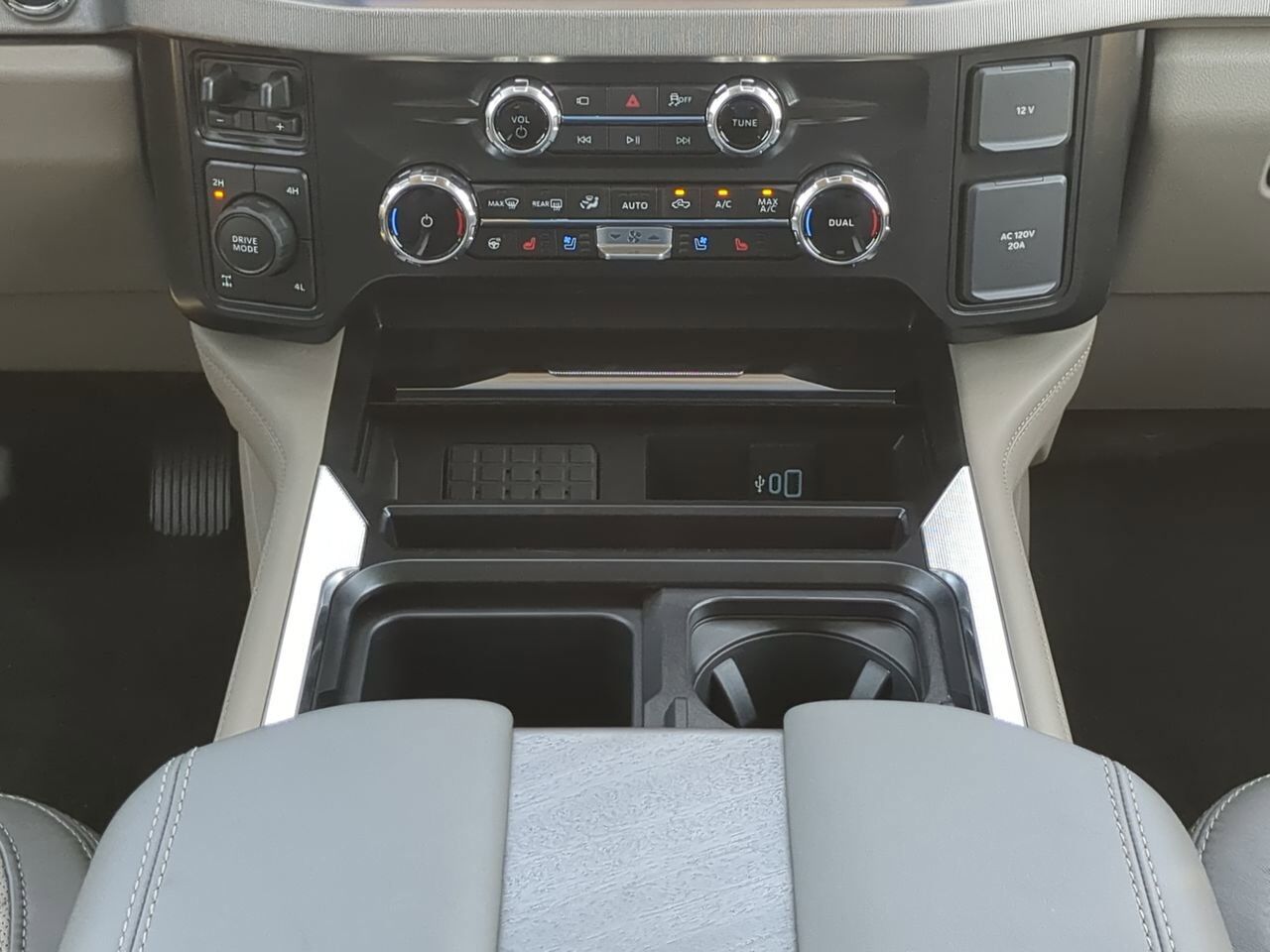 2026 Ford Super Duty F-350 SRW Platinum Winder GA