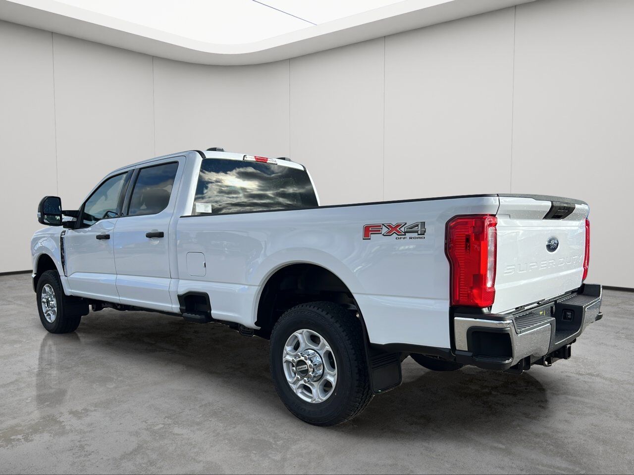 2026 Ford Super Duty F-350 SRW XLT