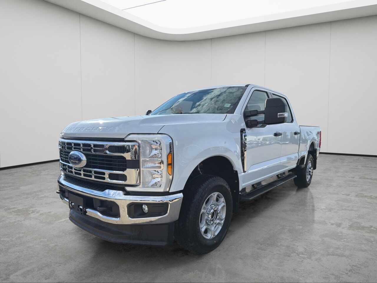 2026 Ford Super Duty F-350 SRW XLT