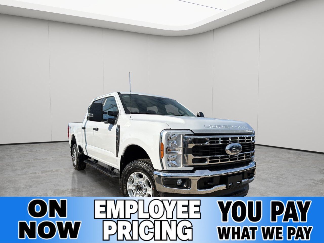 2026 Ford Super Duty F-350 SRW XLT