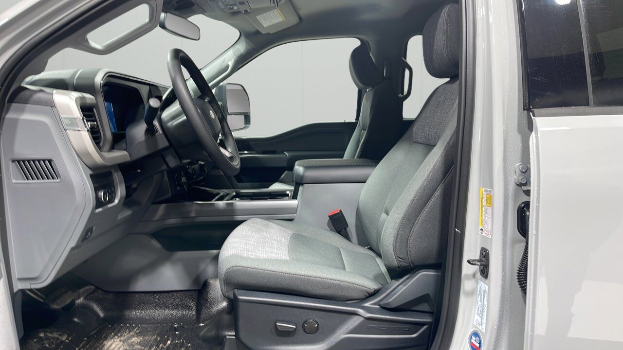 2026 Ford Super Duty F-350 SRW XLT Sherwood Park AB