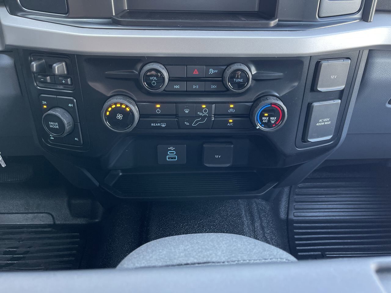 2026 Ford Super Duty F-350 SRW XLT Sherwood Park AB