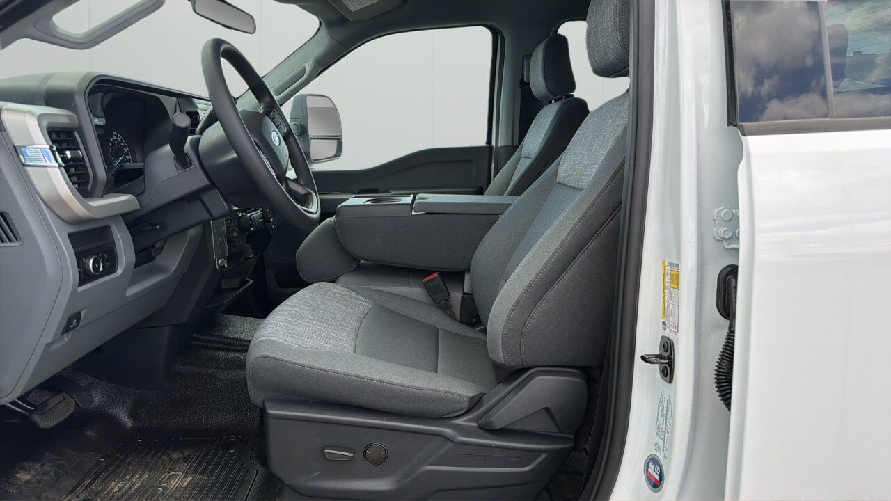 2026 Ford Super Duty F-350 SRW XLT Sherwood Park AB