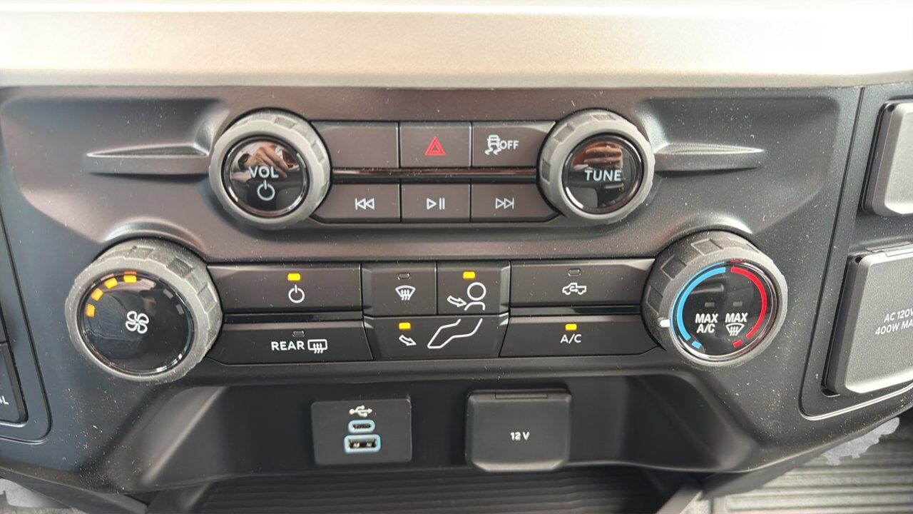 2026 Ford Super Duty F-350 SRW XLT Sherwood Park AB