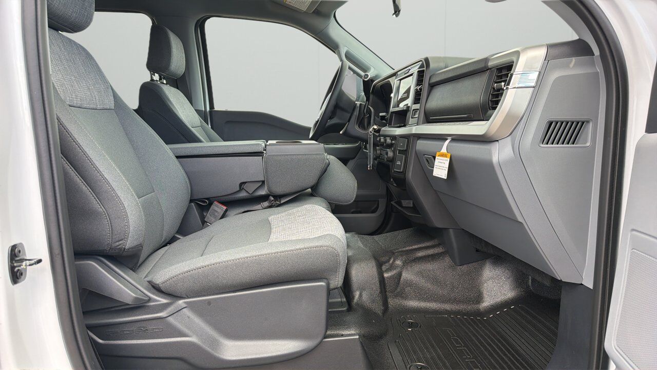 2026 Ford Super Duty F-350 SRW XLT Sherwood Park AB