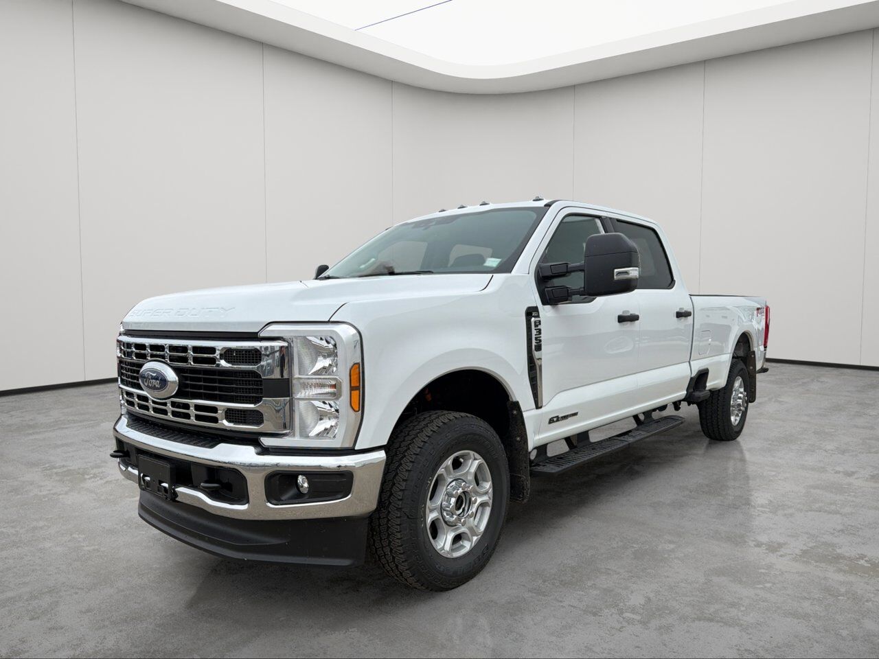 2026 Ford Super Duty F-350 SRW XLT