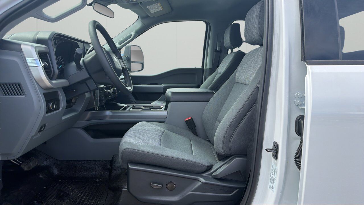 2026 Ford Super Duty F-350 SRW XLT Sherwood Park AB
